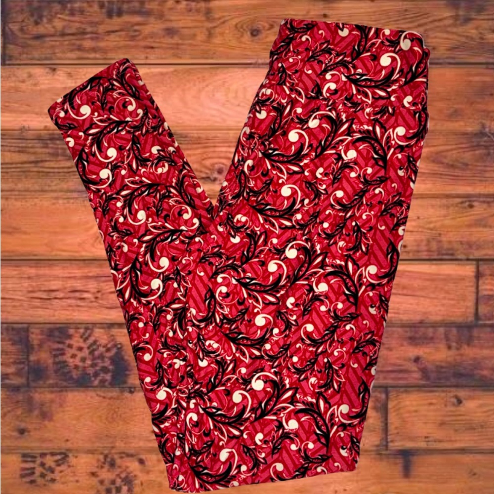 3/$30 LulaRoe Leggings OS